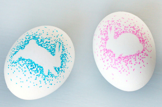 Uova-di-Pasqua-decorate-per-bambini-pennarelli
