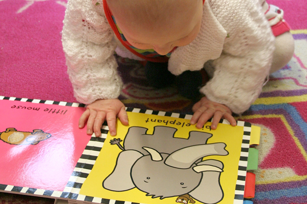 Libri per stimolare la vista del neonato